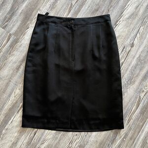 Andre Luciano Black Satin Pencil Skirt 70–98